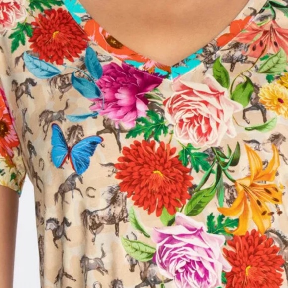 Johnny Was Lace garden favourites short sleeve v-neck womens shirt - Picture 3 of 9